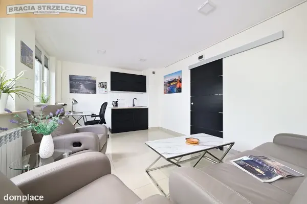 19,93 m² z  aneksem i łazienką | Bemowo — zdjęcie 3