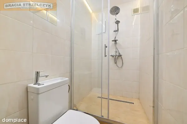 19,93 m² z  aneksem i łazienką | Bemowo — zdjęcie 4