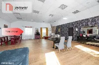 Wyjątkowy dom z ogromnym salonem — zdjęcie 8