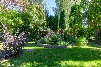 Komfortowy dom parterowy z pięknym ogrodem — zdjęcie 8