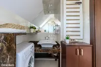 Komfortowy apartament z antresolą blisko plaży — zdjęcie 9