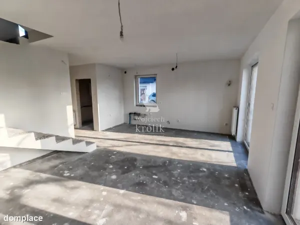 Połowa bliźniaka 174 m2 z dużym ogrodem Tłuszcz — zdjęcie 5