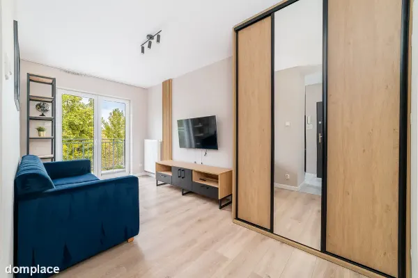 Kawalerka z balkonem i oddzielną kuchnią | 30 m² — zdjęcie 4