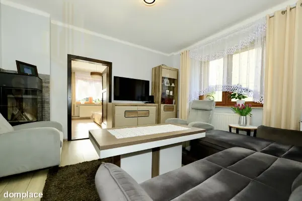 Dom  140 m², 7 pokoi, 2 niezależne mieszkania — zdjęcie 2