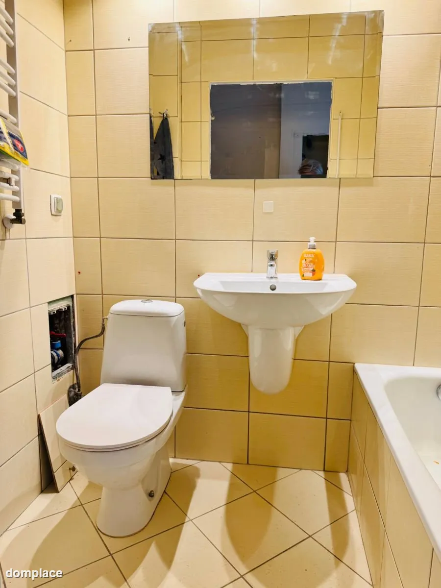 3 pokoje, cegła, spokojna ulica. — zdjęcie 7