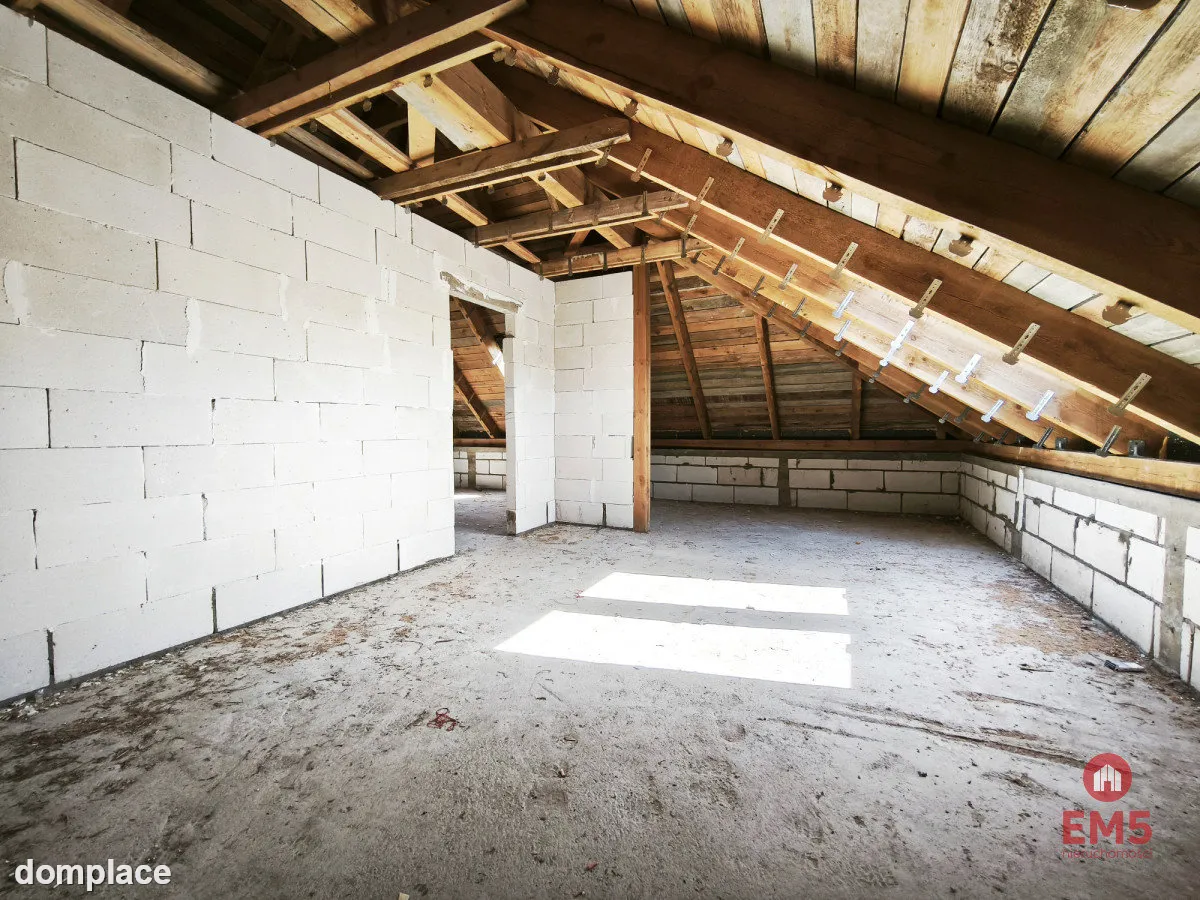 Dom 190 m² w stanie surowym – duża działka 5000 m² — zdjęcie 18